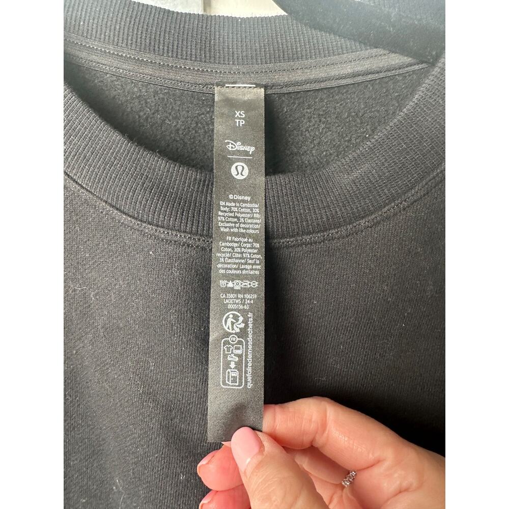 Lululemon x Disney Steady State Crew Sweatshirt Red Mickey Mouse Sz XS BLACK D53 - Picture 5 of 9